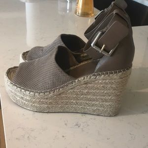 Marc Fisher adalyne tan suede platform wedge